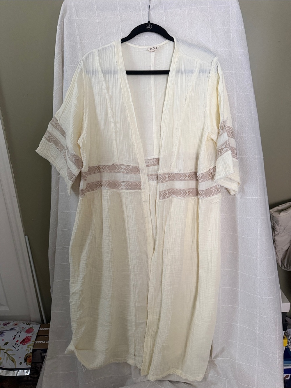 POL Cream Lightweight Duster